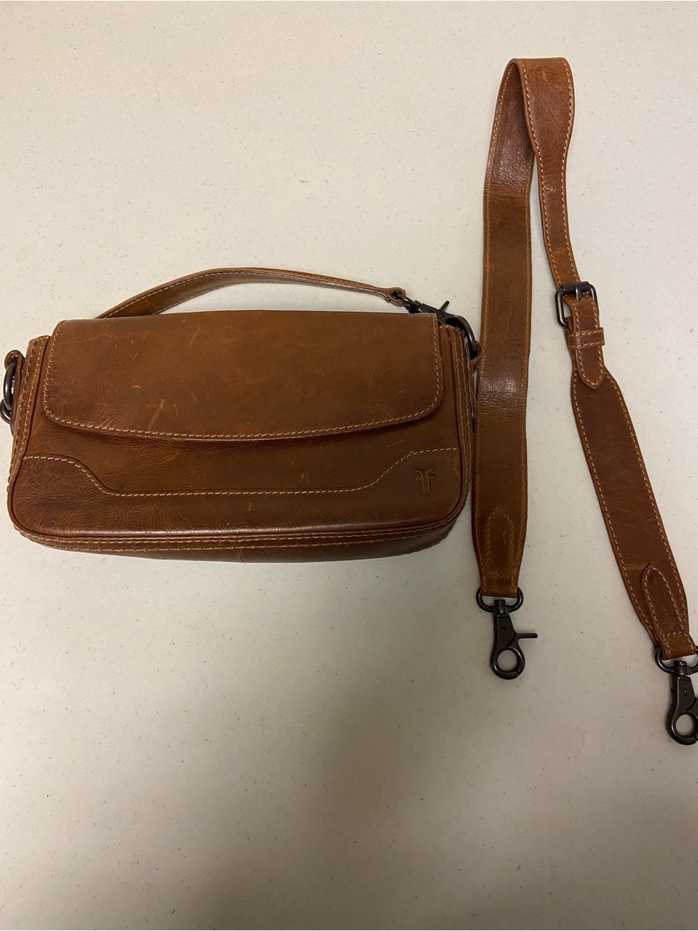 FRYE AND CO. Tan Leather Crossbody Bag with interchangeable straps.